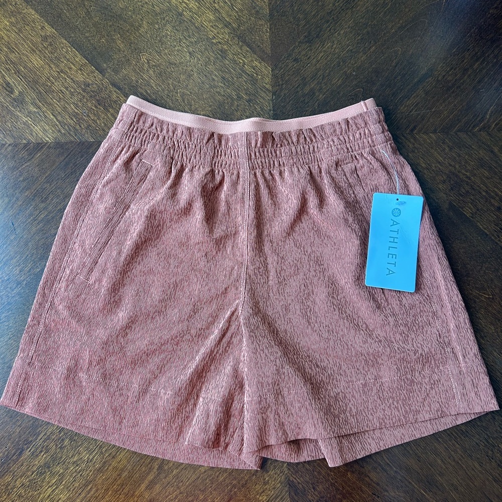 Athleta Echo Power Of She Short